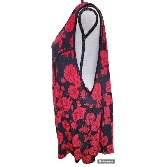 Torrid Roses Oversized Tank Size 4X - Picture 5 of 8